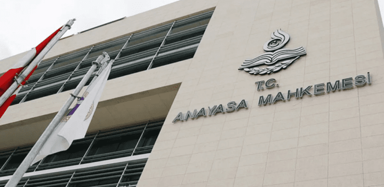 AYM Başkanı bağımsız ve tarafsız yargıya dikkat çekti