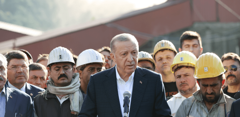 Erdoğan: Biz sandığı boş bırakırsak, biri gelir orayı doldurur