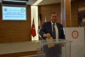 manisa-ticaret-borasinda-secim-sonrasi-ilk-toplanti-925400-900x601