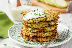 peynirli-kabak-mucver