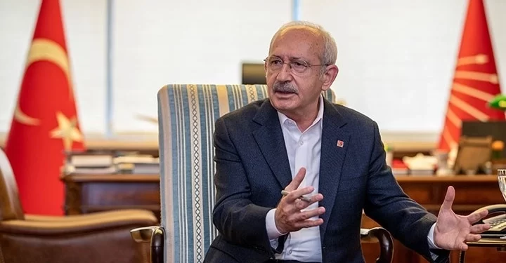 Kemal Kılıçdaroğlu, Meral Akşener’i hastanede ziyaret etti