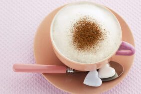 Tarçınlı süt içerek kilo verin!