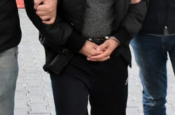 İzmir'de yasa dışı bahis operasyonu: Çok sayıda gözaltı var