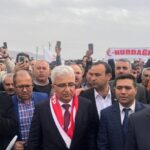 Ökkeş Kavak kimdir?