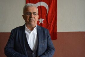 Ökkeş Kavak kimdir?