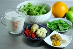 Baharatlı Hindistan cevizi sosu