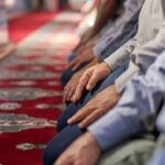 Cuma namazı nasıl kılınır?