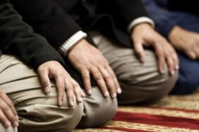 Cuma namazı nasıl kılınır?