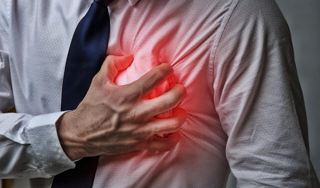 Kalp Krizinde Bilinen 7 Belirtiye Dikkat! Ancak Asıl Tehlike Sessiz Olanı