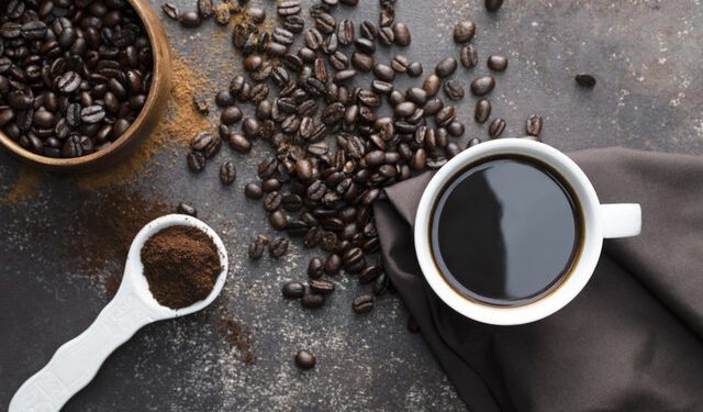 Yağ Yakan Kahve Sırrı: Bir Ayda 3 Kilo Verdiren, Metabolizma Hızlandıran Bal, Tarçın ve Hindistan Cevizi Yağı Karışımı