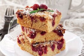 Ahududulu kek tarifi