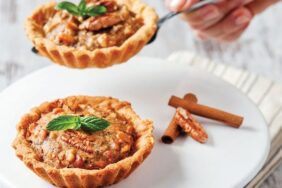 Cevizli tarçınlı tart