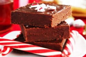 Çikolatalı yumuşak kek tarifi