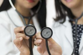 Kadınlarda nabız kaç olmalı? Kadınlarda nabız düşüklüğü ve yüksekliği nedenleri ile nabız aralığı