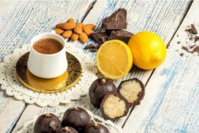 Limonlu Türk Kahvesi Zayıflatır Mı, Ne İşe Yarar? Limonlu Türk Kahvesi Faydaları ve Kullanımı