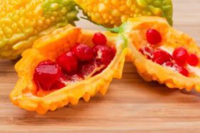 Mide problemlerini bitiren besin! Sabah akşam bir tatlı kaşığı tüketin!