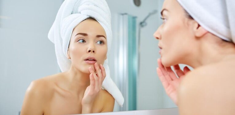 Yağlı Cilt Bakımı Rehberi: Parlak Görünüm ve Aşırı Yağlanmaya Son!