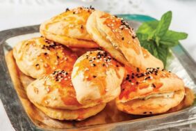 Pratik peynirli poğaça