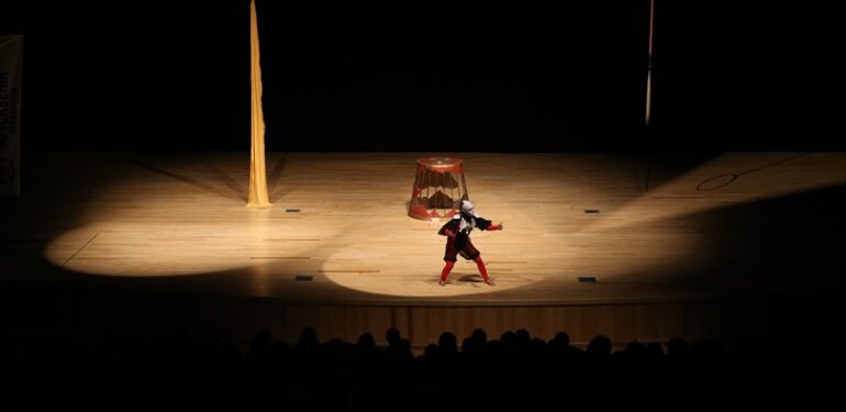 Denizli’de Tek Kişilik Tiyatro Oyunları Festivali başladı