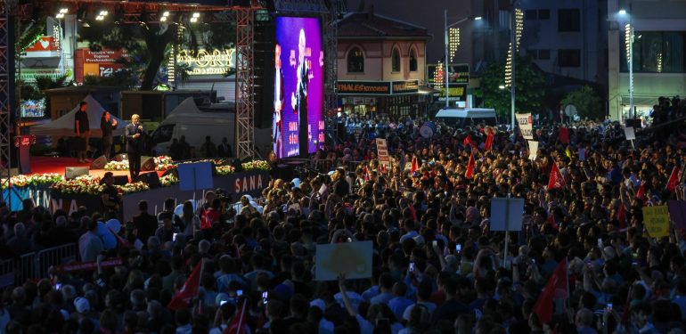 CHP’li Çalışkan: Manisa’ya Baharı Getirdik