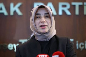 ozlem-zenginden-akp-lilere-istanbul-sozlesmesi-sitemi-kimse-bu-saldirinin-muhatabi-olmak-istemiyor