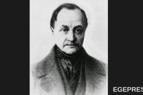 Auguste Comte