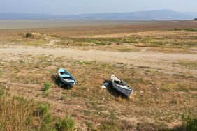 Marmara Gölü kurudu balıkçı tekneneleri hurdaya çıktı