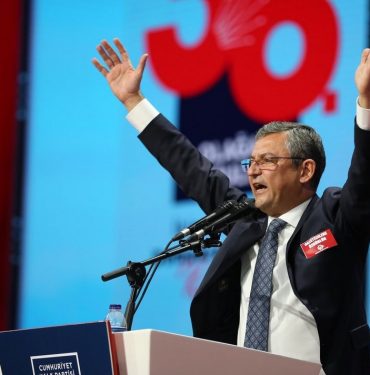 Özgür Özel yeni genel başkan