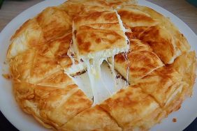 Yufkasız Tava Böreği Tarifi