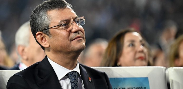 özgür özel kazandı