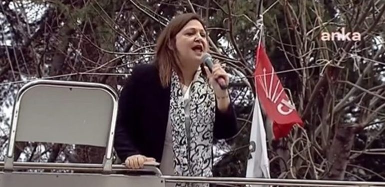 Burcu Köksal dem parti