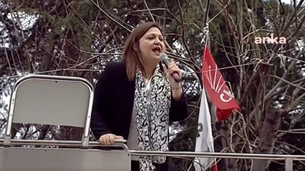 Burcu Köksal dem parti