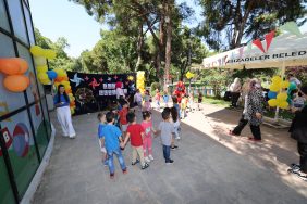 Şehzadeler Belediyesi Fatih Kreşi'nde çocuk şenliği coşkusu