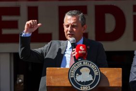 özgür özel balıkesir'de