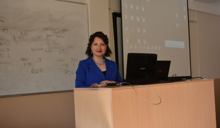 EÜ’de öğrencilere “Etkili Sunum” semineri verildi!