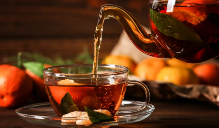 Çayın Faydaları ve Zararları: Antioksidan Gücü, Sağlık Etkileri ve Doğru Tüketim
