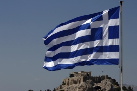 Yunanistan-Hukumetine-Goc-Elestirisi.jpg