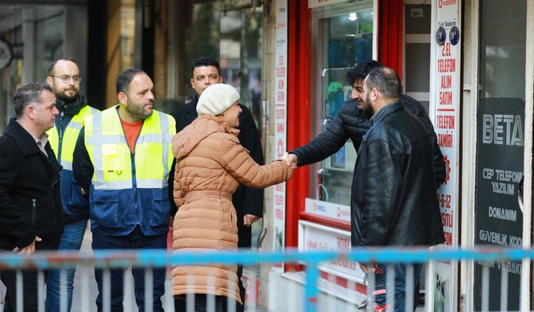 Efes Selçuk’ta çarşı içi çalışmalar hız kesmeden devam ediyor