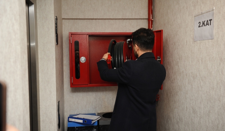 Karşıyaka’da 8 konaklama tesisine ruhsat iptali