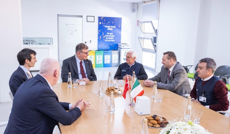 Cemil Tugay: “İzmir’i kalkındıracak her yatırıma destek olacağız”