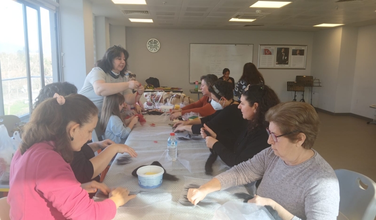 Efes Selçuk’ta Ücretsiz Meslek Kursları Kadınların Yoğun Katılımıyla Başladı