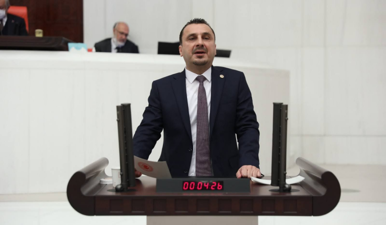 CHP’li Vekil Başevirgen’den Erdoğan’ın şahlanan döviz politikasına gönderme: Vatandaşların borçları şahlandı