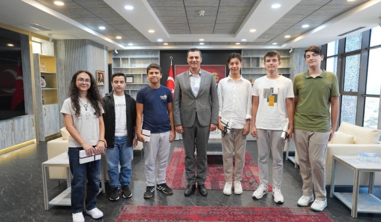 Zeyrek: 2024’te 7 bin 500 öğrencimizi lise ve üniversiteye hazırladık