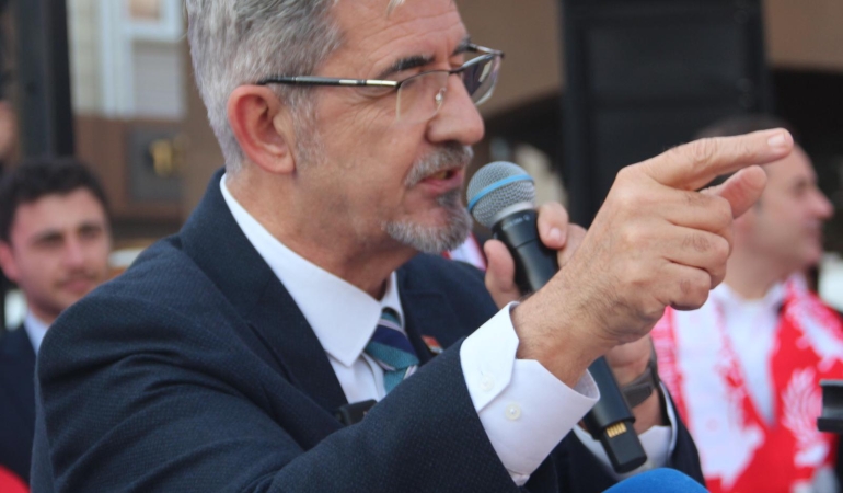 CHP Balıkesir İl Başkanı Erden Köybaşı’ndan 1 Mayıs mesajı: Sofranıza aş, yanınıza yoldaş olacağız