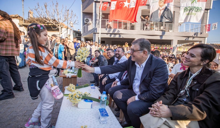 Üreticilerden Başkan Tugay’a “destek” teşekkürü