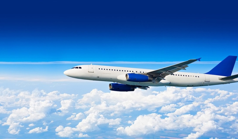 2025 Yılında Hostes (Kabin Memuru) Maaşları: Türkiye ve Avrupa’da En Güncel Rakamlar