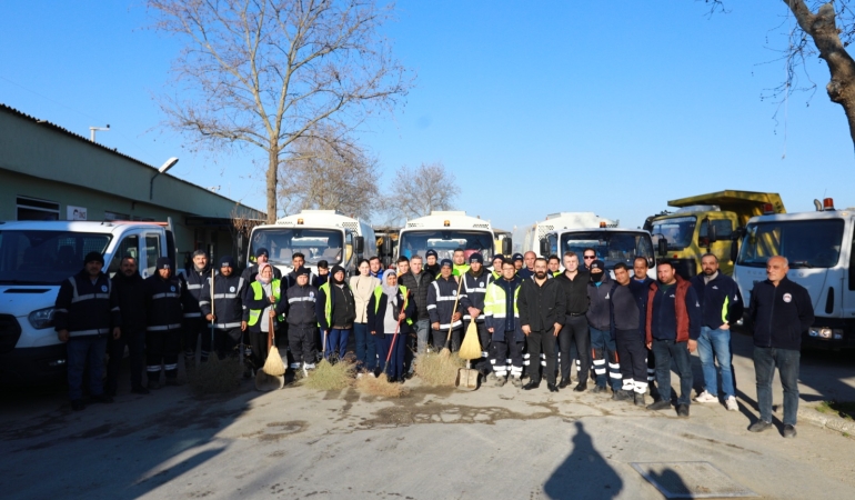 Efes Selçuk sokaklarında temizlik harekâtı
