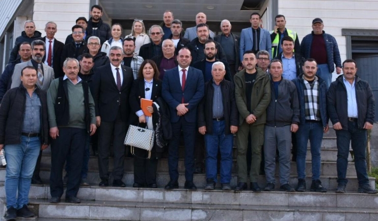 Büyükşehir Belediyesi muhtarlarla güçlü koordinasyonunu sürdürüyor