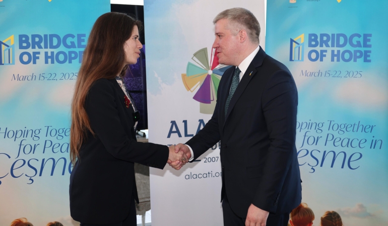 Çeşme Ukrayna dostluk köprüsü