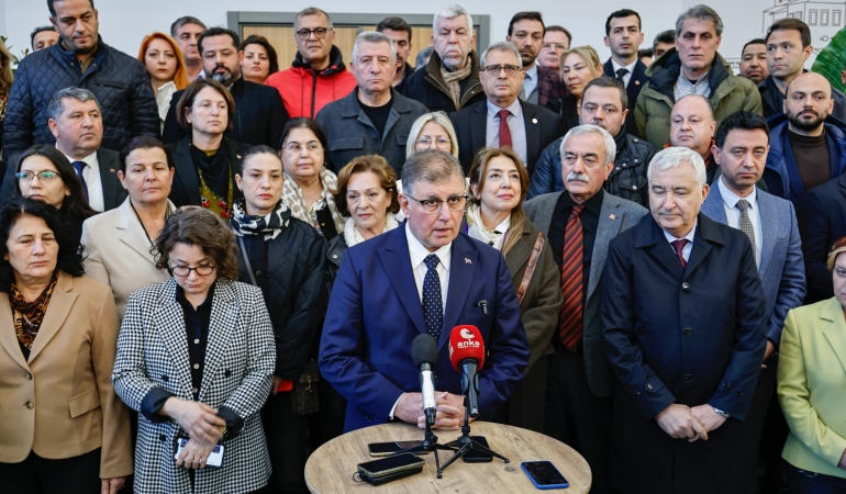 Cemil Tugay: ‘Aydınlık gelecek için yol arkadaşı olmaya davet ediyoruz’